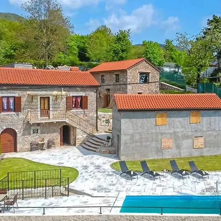 Casa Storia & Casa Antica Veprinac