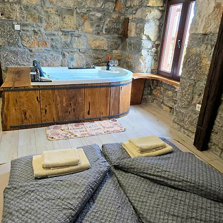 Apartamento Casa Storia & Casa Antica Veprinac